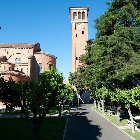 Gasthof Casa La Salle - Vaticano 3*