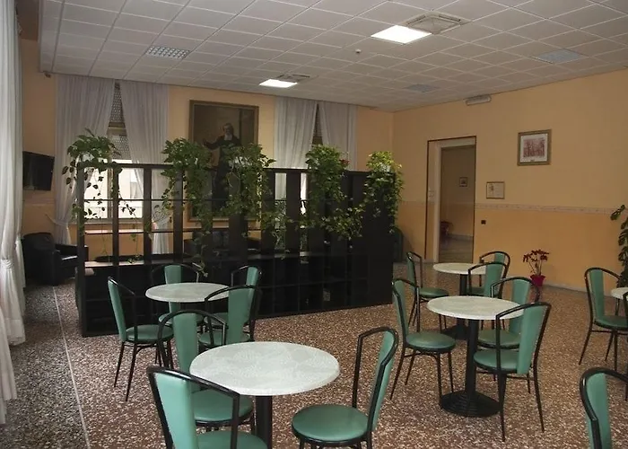 Casa La Salle - Vaticano 3* Řím