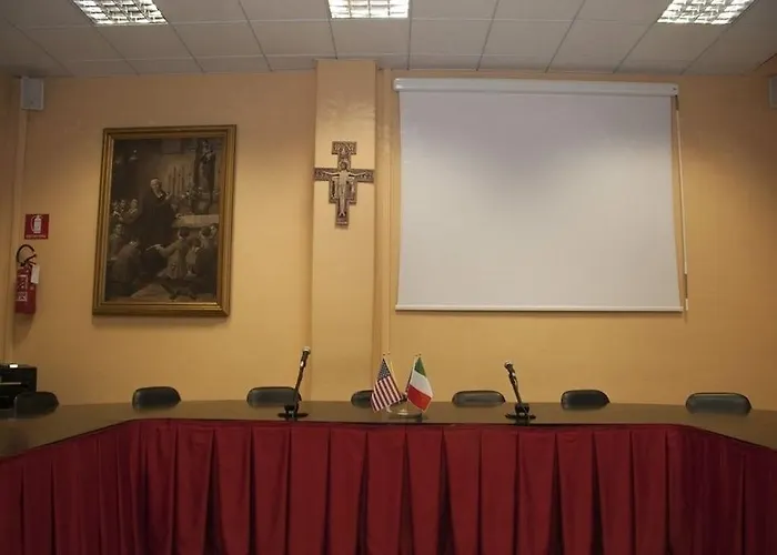 Casa La Salle - Vaticano 3*