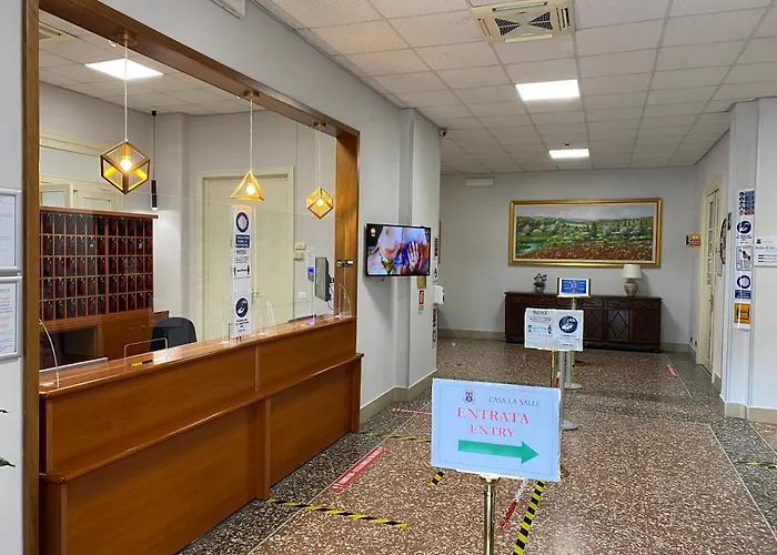 Casa La Salle - Vaticano 3*